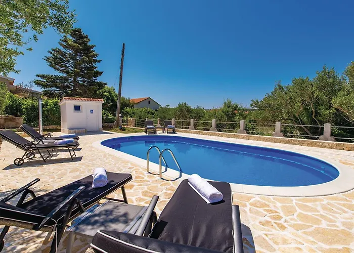 2 Bedroom Awesome In Barbat Apartment Barbat na Rabu