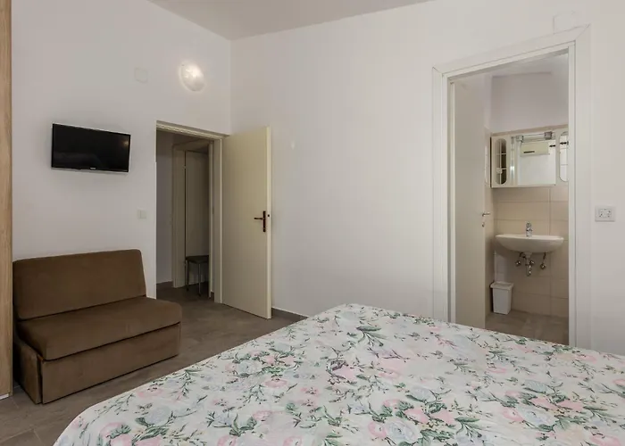2 Bedroom Awesome In Barbat * Barbat na Rabu