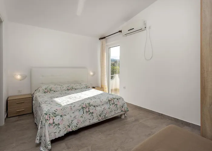 Apartman 2 Bedroom Awesome In Barbat